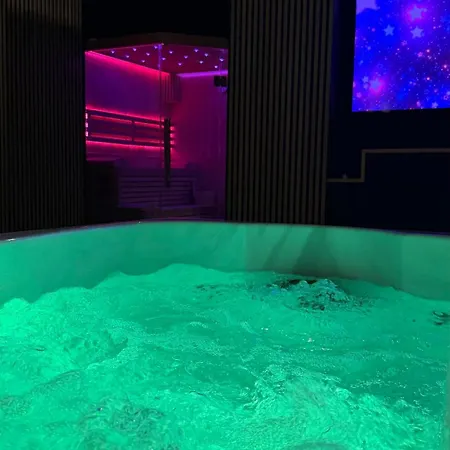 Mirage47spa - Private With Jacuzzi & Sauna In Marbella