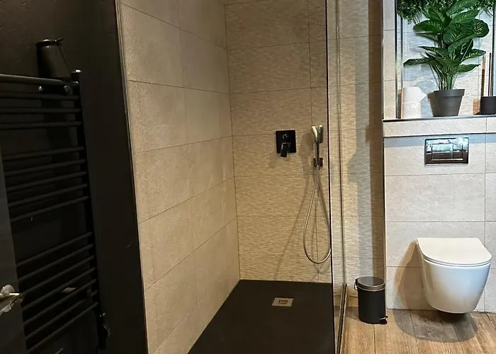 Mirage47spa - Private With Jacuzzi & Sauna In Апартаменты